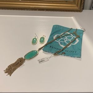 Kendra Scott -  Elle Gold earrings and necklace